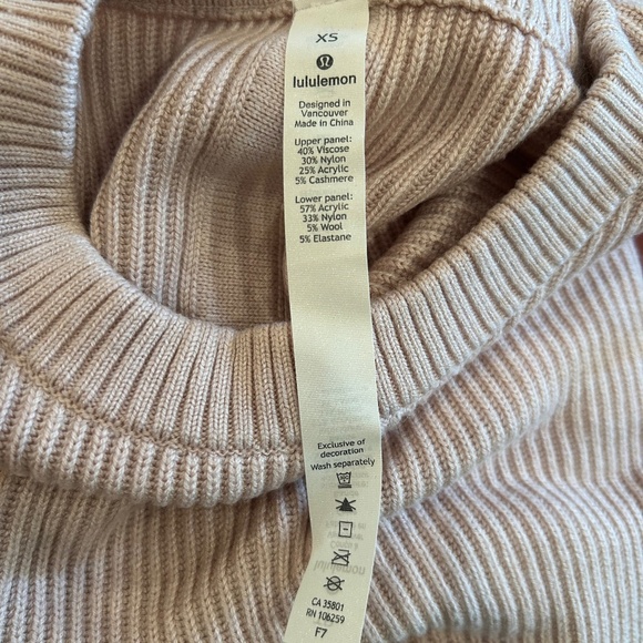 Lululemon sweater oversized beige/tan XS - Picture 8 of 8